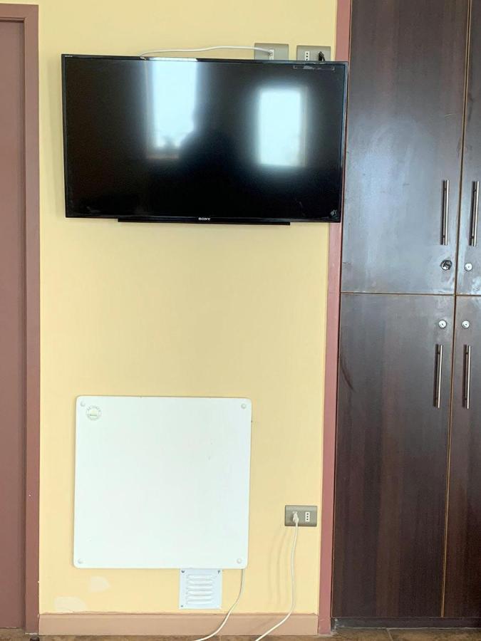 Juku Hostal Calama Zewnętrze zdjęcie