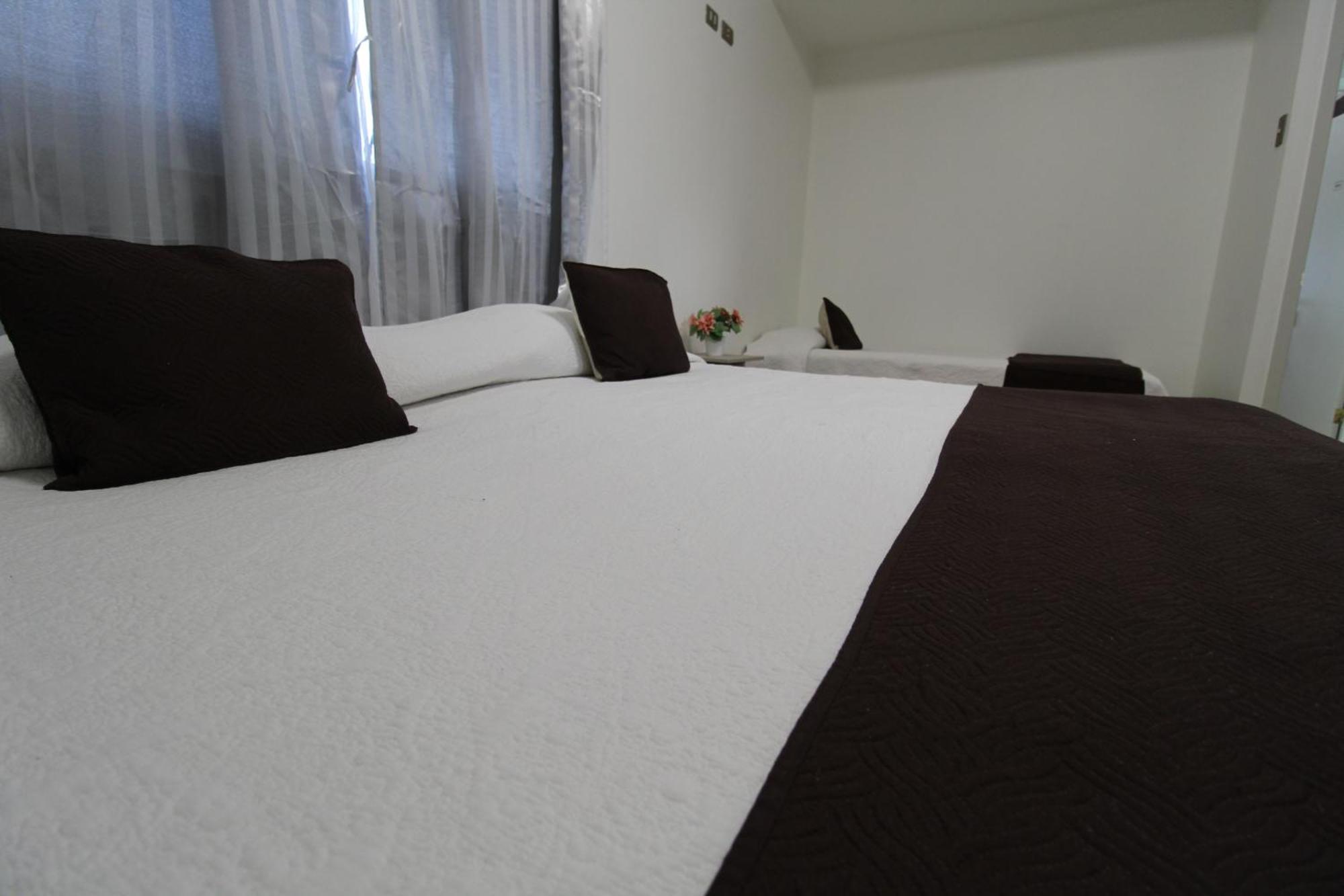 Juku Hostal Calama Zewnętrze zdjęcie